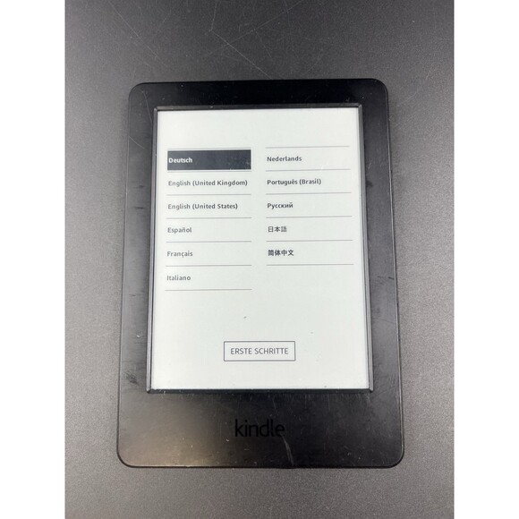 Amazon Kindle WP63GW E-Reader - Picture 1 of 3